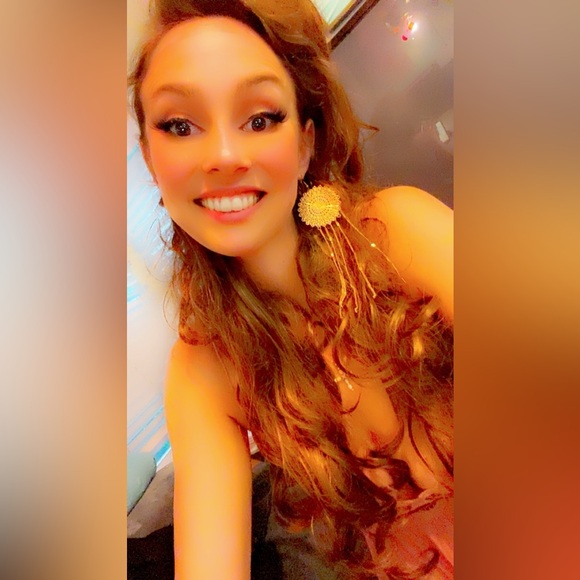 Other - Exotic green bold royal earring